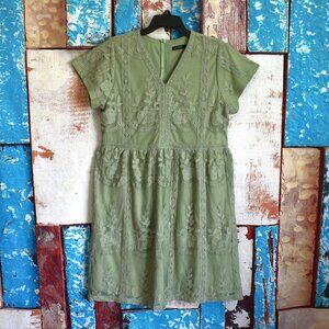 Women's Mikarose Dress Floral Crochet Short Sleeve V-Neck XLARGE Light Green